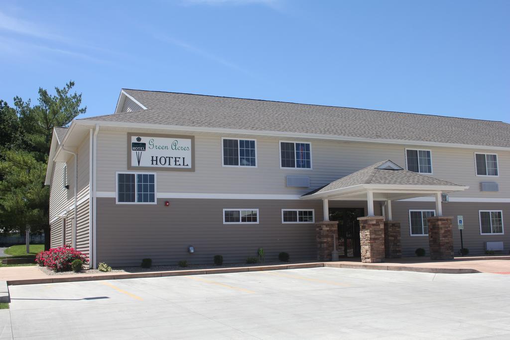 Green Acres Hotel Pittsfield Eksteriør billede